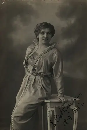 Elena Snezhina