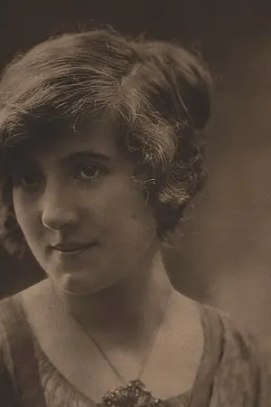 Louise Lara
