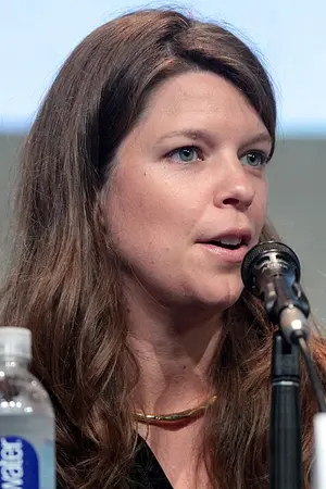 Caroline Dries