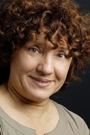 Ayşenil Şamlıoğlu