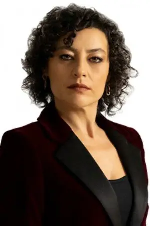 Nergis Öztürk