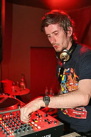 DJ Kavinsky