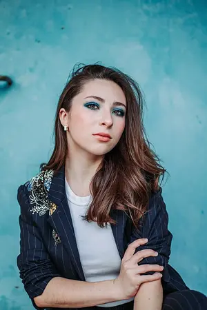 Ava Cantrell