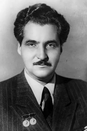 Konstantín Símonov