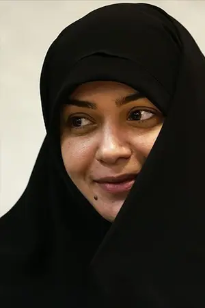 Elham Charkhandeh