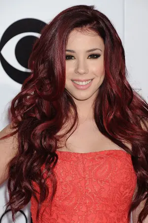 Jillian Rose Reed