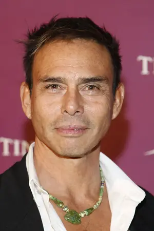 Raoul Max Trujillo