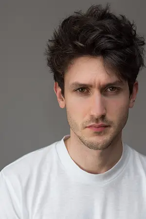 Lewis Peek