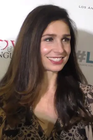 Shoshannah Stern