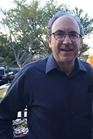 Lowell Ganz