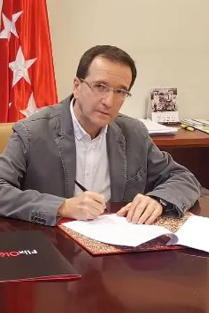 Martín Casariego