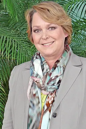 Ramona Leiss