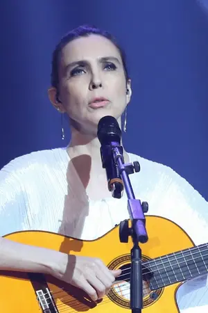 Adriana Calcanhotto