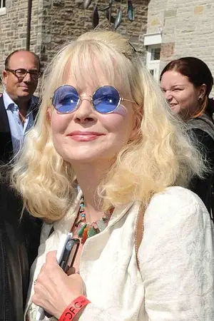 Leah Pinsent