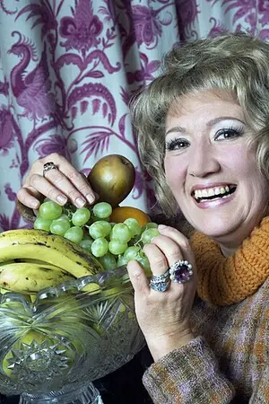 June Bronhill