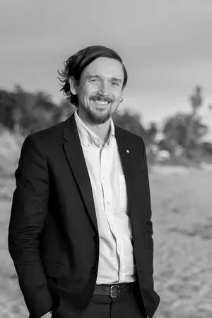 Simon Hawkins