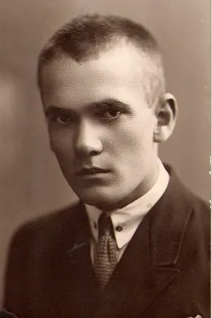 Максим Лужанин