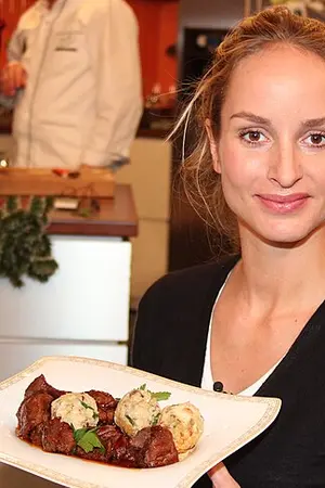Lara Joy Körner