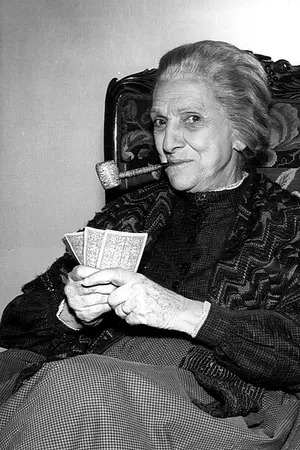 Бьюла Бонди