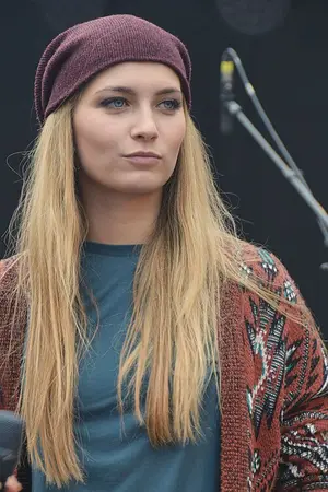 Tinne Oltmans