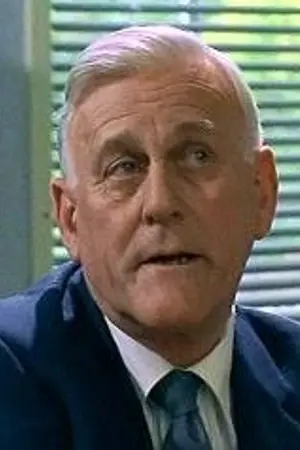 Iain Anders