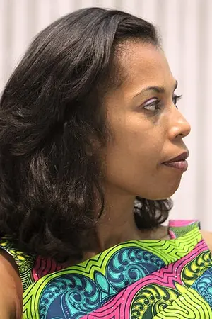 Élizabeth Tchoungui