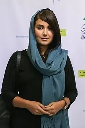 Afsaneh Pakroo