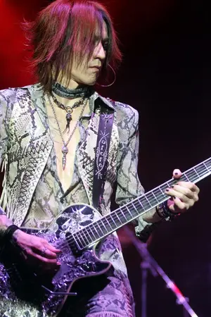Sugizo