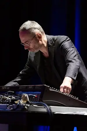 Wolfgang Schlögl