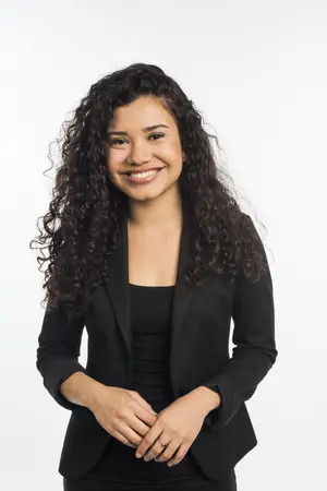 Laura Barrón-López
