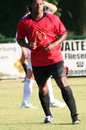 Émile Mpenza