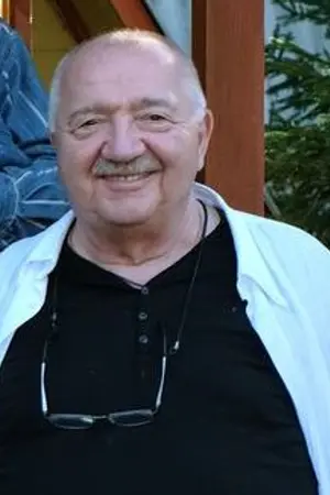 Robert Sturua
