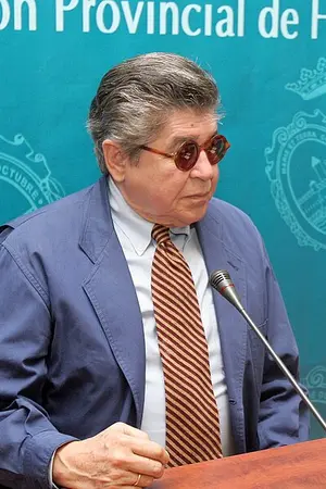 Альфредо Брисе Эченике