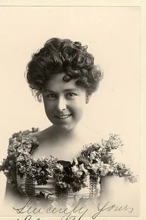 Lily Branscombe