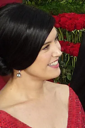 Phoebe Cates