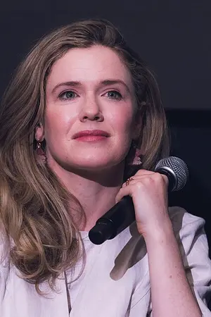 Harriet Dyer