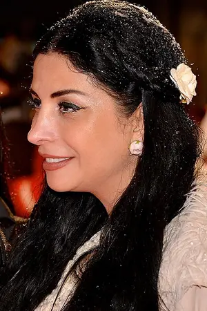 Zinat Pirzadeh