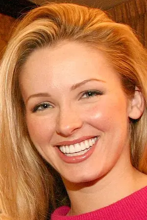 Shandi Finnessey