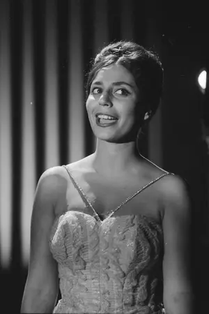 Кармела Коррен