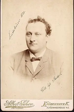 Viggo Lindstrøm