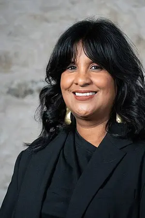 Anayansi Prado