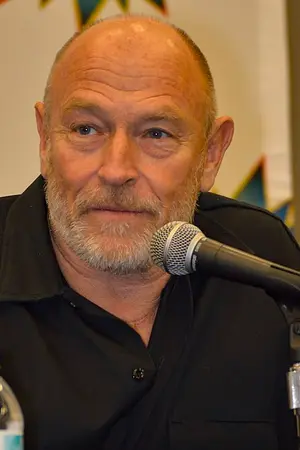 Корбин Бернсен