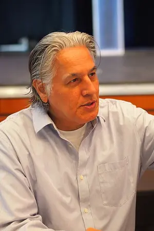 Robert Beltran