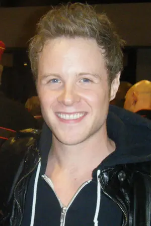 Ashton Holmes