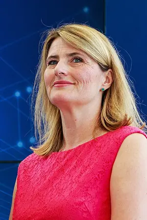 Tina Hassel