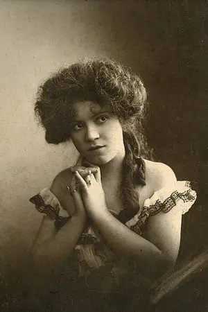 Helen Wright