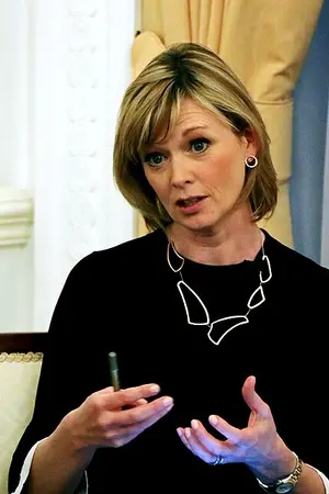 Julie Etchingham
