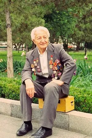 Malik Qayumov