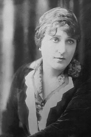 Léontine Massart