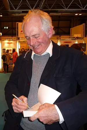 Dan Cruickshank